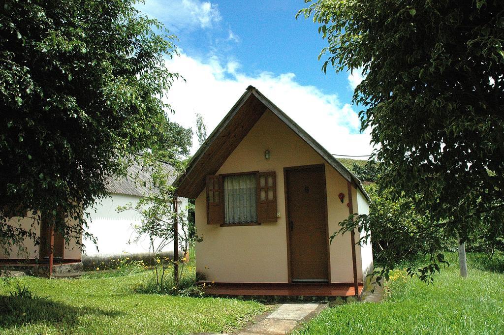 Pousada & Camping Serras Verdes Conservatória Cameră foto